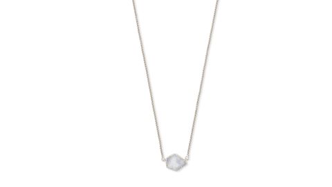 <strong>Kendra Scott Tess Pendant Necklace</strong>