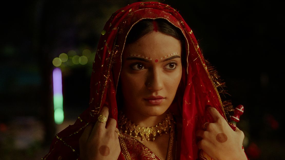 Pratibha Ranta as Jaya, a bride seeking her independence in the movie.