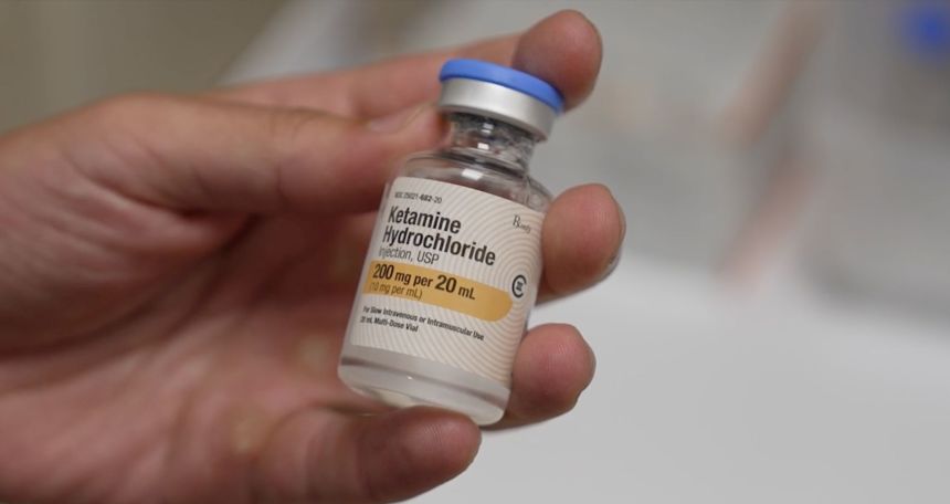 Ketamine is increasingly being used in emergency rooms as an opioid alternative for pain treatment. Ketamine works by blocking the NMDA receptor, which is associated with pain. It is a good alternative for people with a history of opioid addiction.
