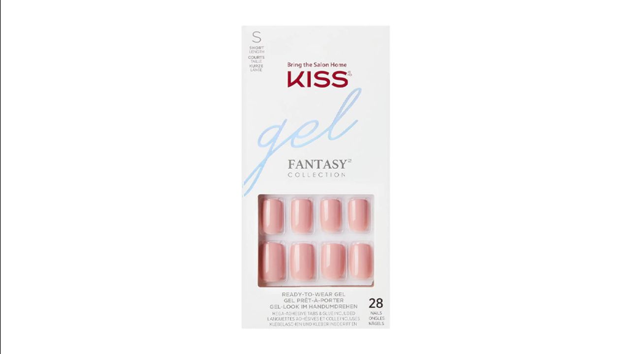 kiss-gel-fantasy-press-ons.jpg
