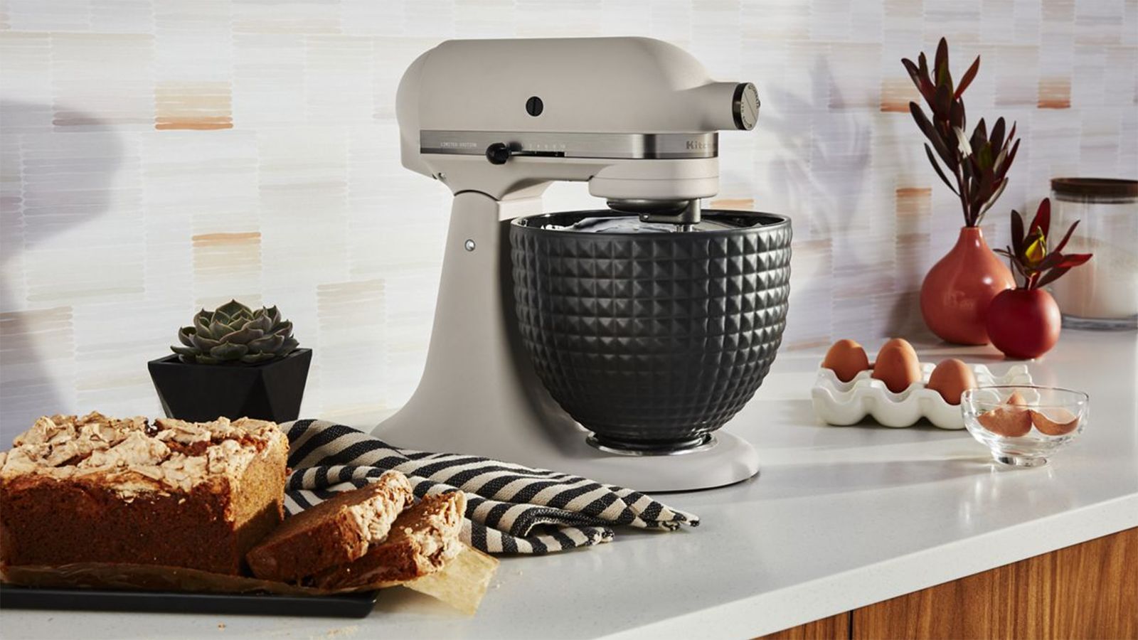 The best deals on KitchenAid mixers this Cyber Monday 2021