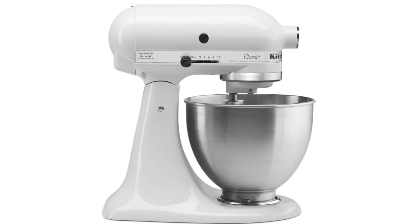 KitchenAid Classic Series 4.5 Quart Tilt-Head Stand Mixer K45SS, White.jpg