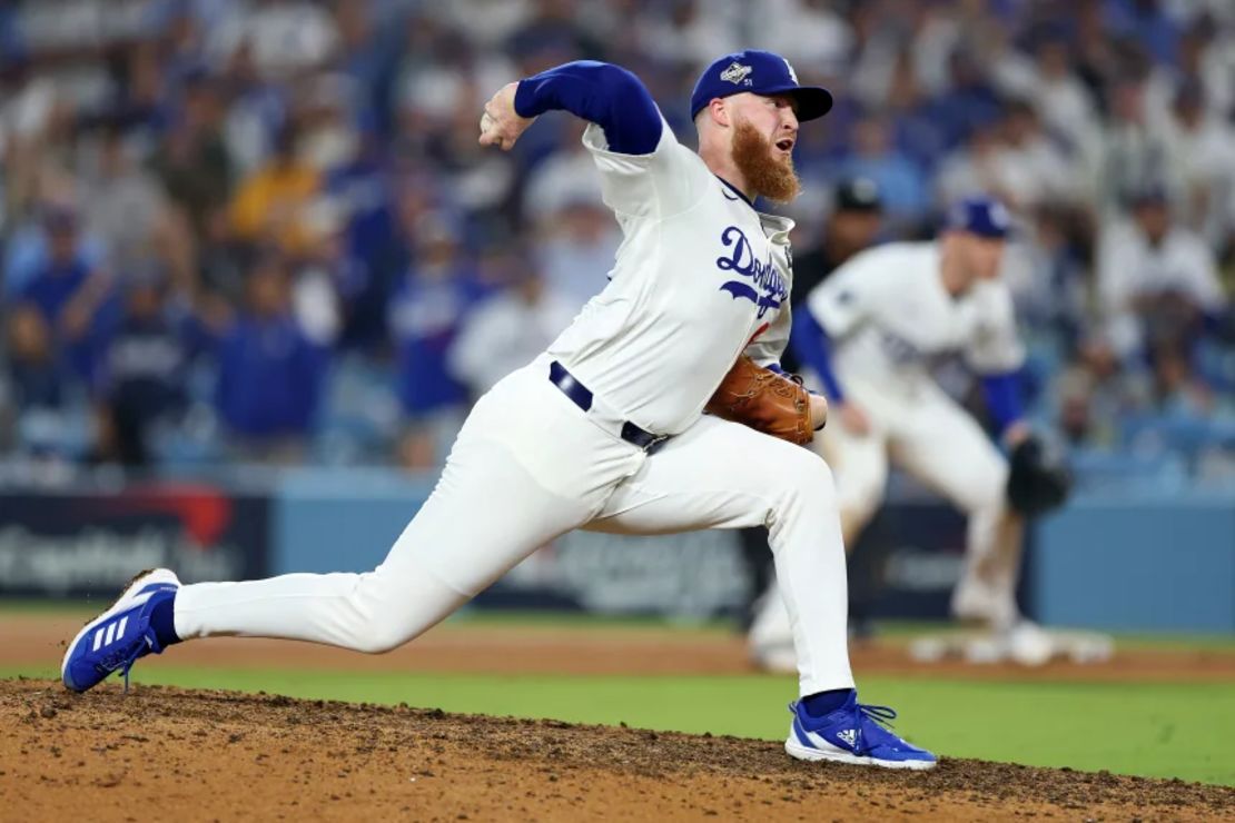 El pitcher de los Dodgers Will Klein se alzó con la victoria en el tercer juego tras cuatro entradas lanzadas, permitiendo solo un hit y dos bases por bolas, además de ponchar a cinco bateadores.