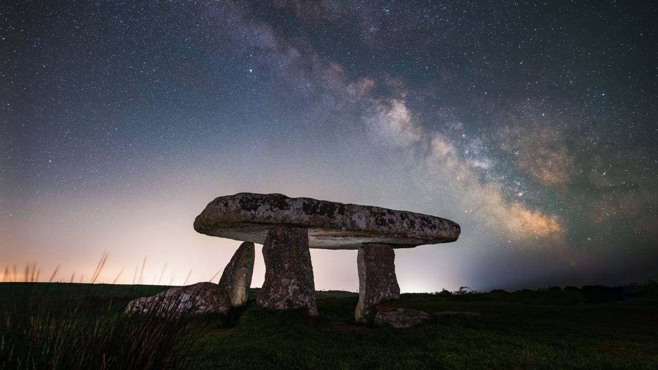 Lanyon Quoit MW light Pollution Edited-1.jpg