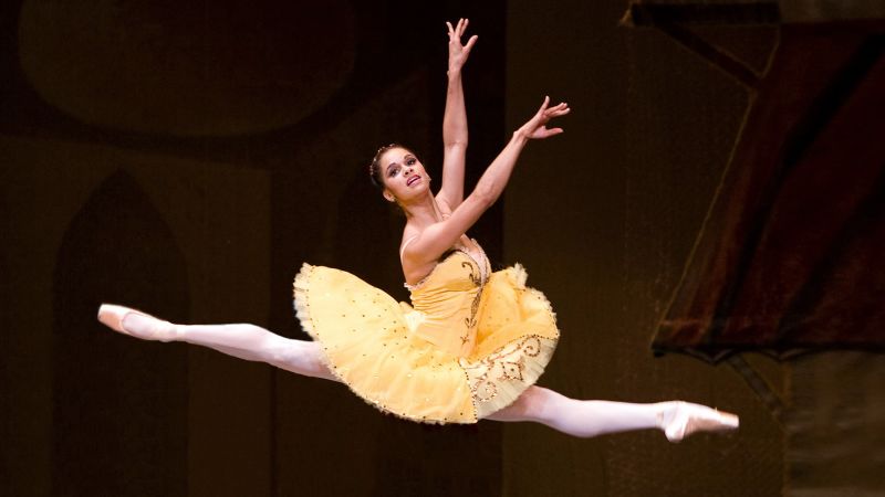 Вижте всички теми Връзката е копирана Следвайте След легендарна продължила