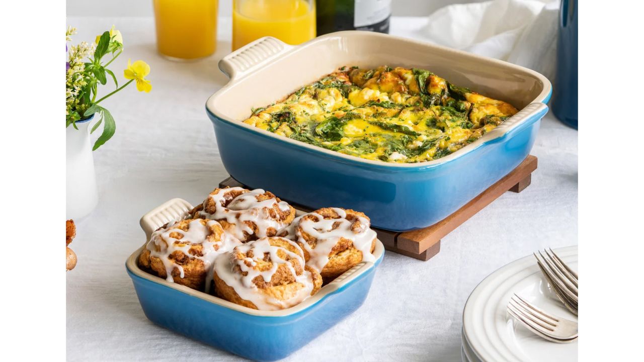 Le+Creuset+Heritage+Stoneware+Set+of+2+Square+Dishes product card cnnu.jpg