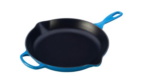 Le Creuset Signature Handle Men 11 3_4 inch cast iron skillet