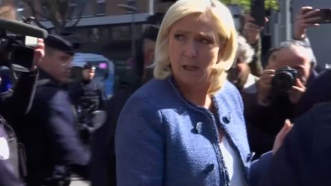 Le Pen Thumb.jpg