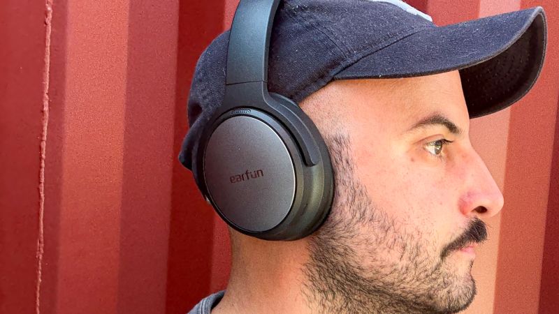 ヘッドホン EarFun Tune Pro ANC Wireless Headphones EarFun Tune Pro wireless headphones review | CNN Underscored