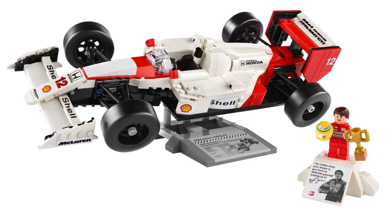 Lego Icons McLaren MP4:4 and Ayrton Senna.jpg