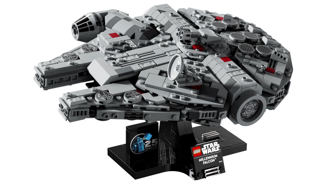 Lego Midi-Scale Millennium Falcon.jpg