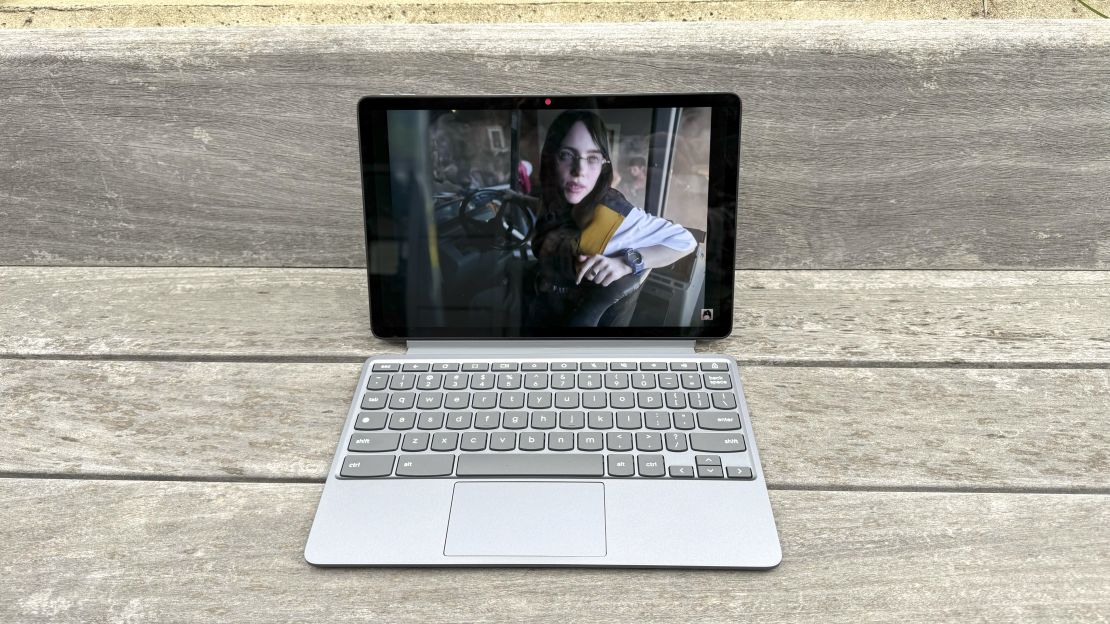 Lenovo Chromebook Duet 11 billie.jpg