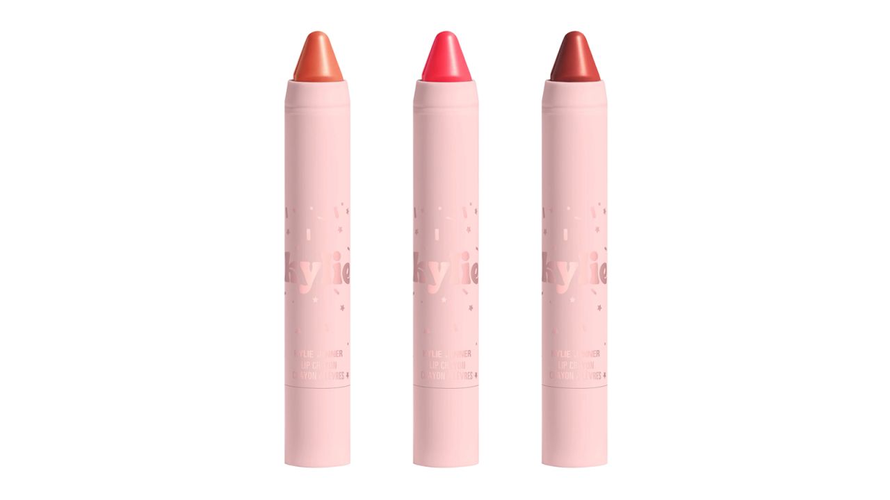 leo gift guide kylie lip crayon