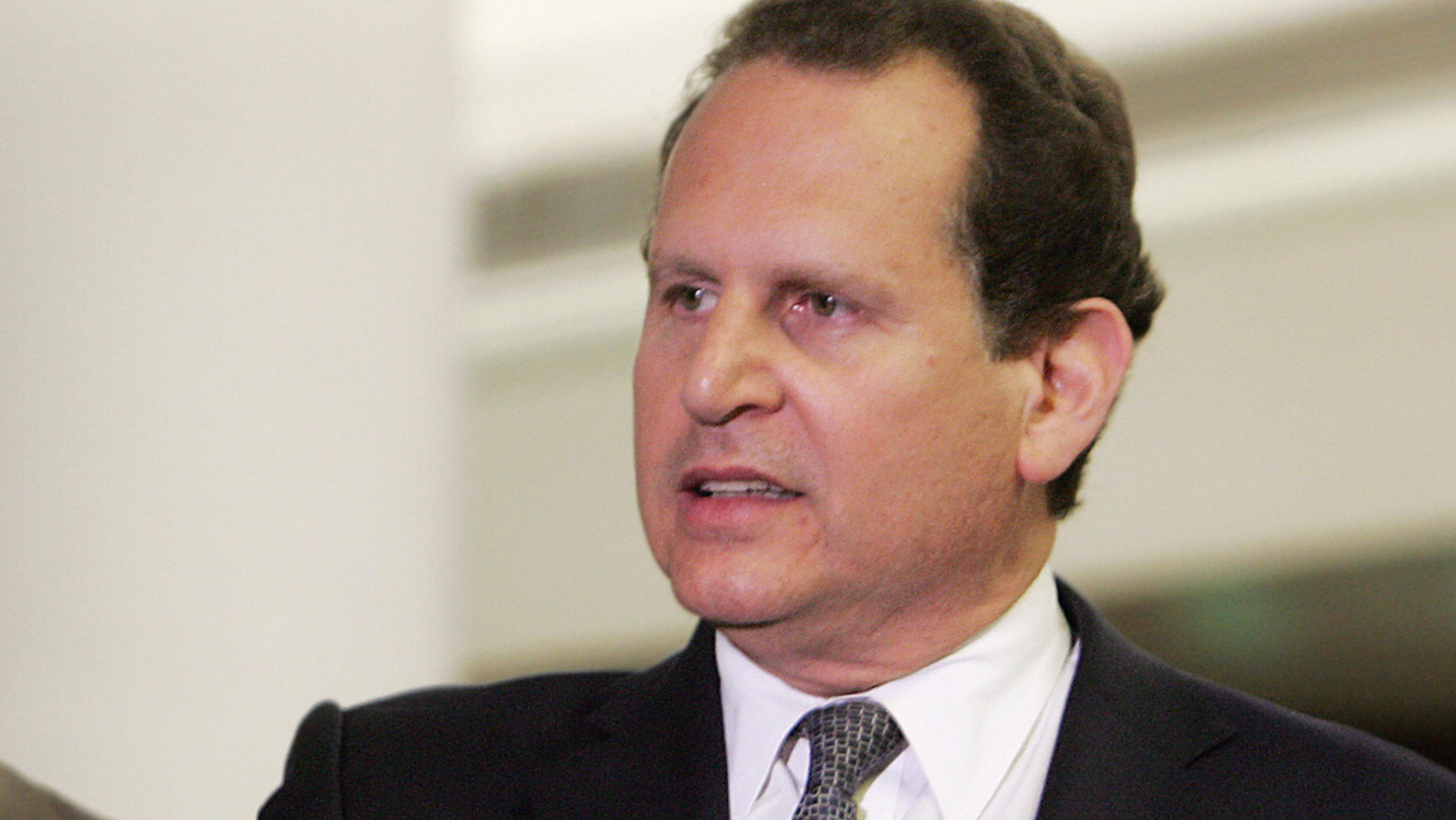 l miembro cubanoamericano de la Cámara de Representantes de Estados Unidos Lincoln Diaz-Balart en 2006.