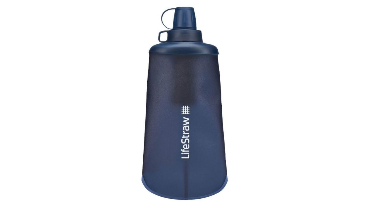 A LifeStraw Peak Squeeze against a white background