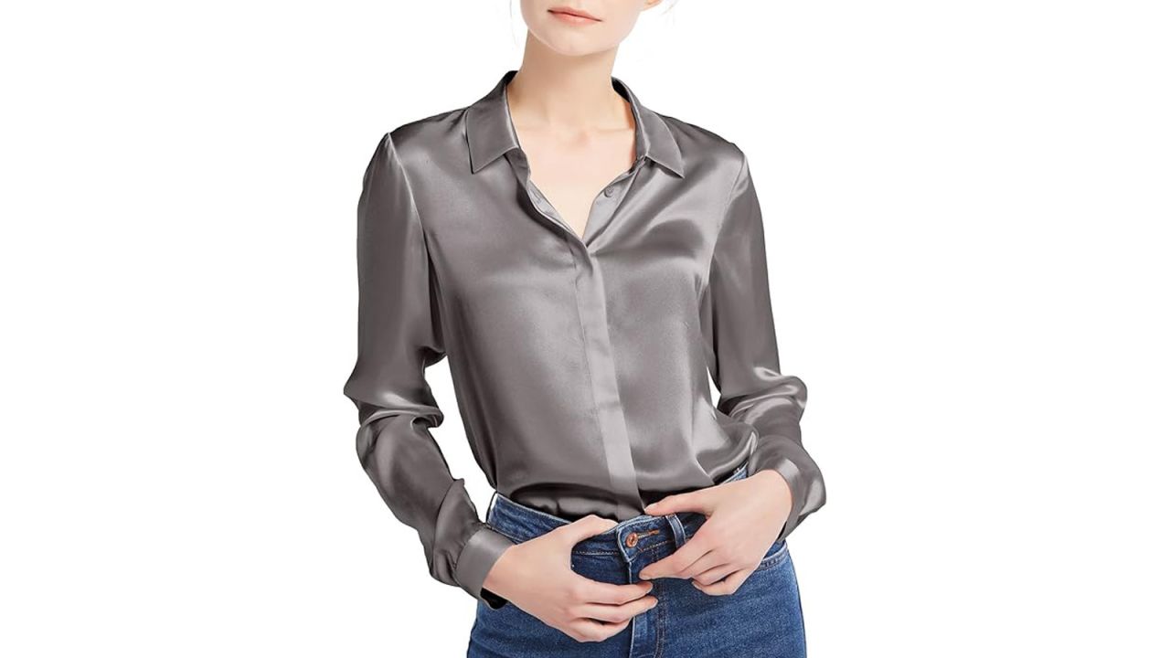 21 best women’s tops on Amazon, per stylists | CNN Underscored