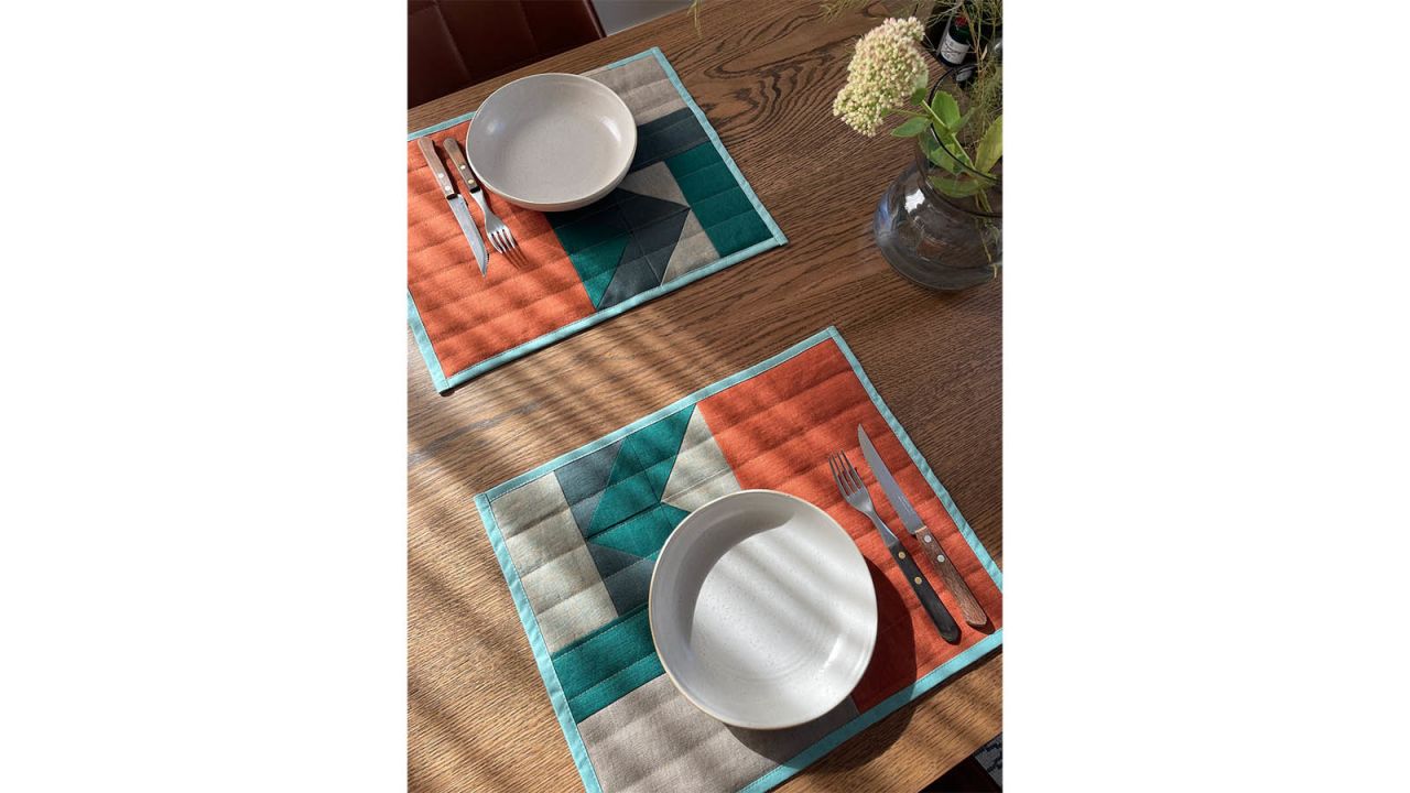 linen-placemats-cnnu.jpg