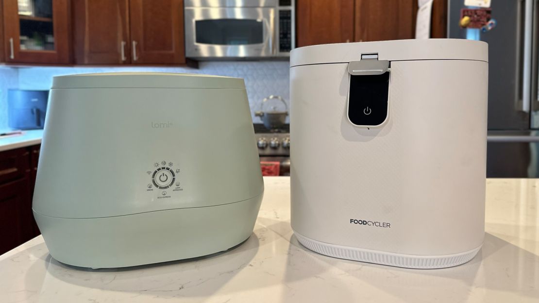 Lomi Bloom v Vitamix Eco 5 inline cnnu.jpg