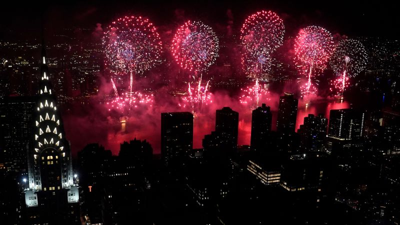 VIDEO: How to prevent hearing loss from fireworks, concerts, and lawnmowers | CNN