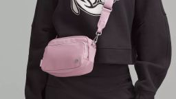 Lululemon Everywhere Crossbody Bag lead.jpg