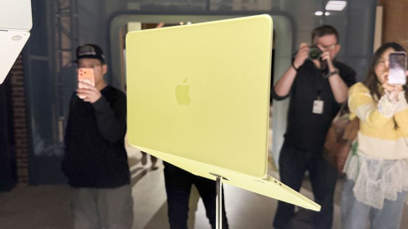 MacBook本体 MacBook Neo 512GB MacBook Neo - Apple