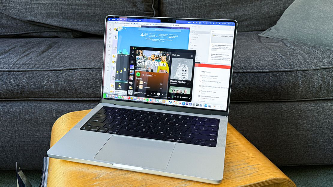 A Pro's Review of the Apple MacBook Pro M3 Max: Breakneck Speed and a  Fun-Killing Fan