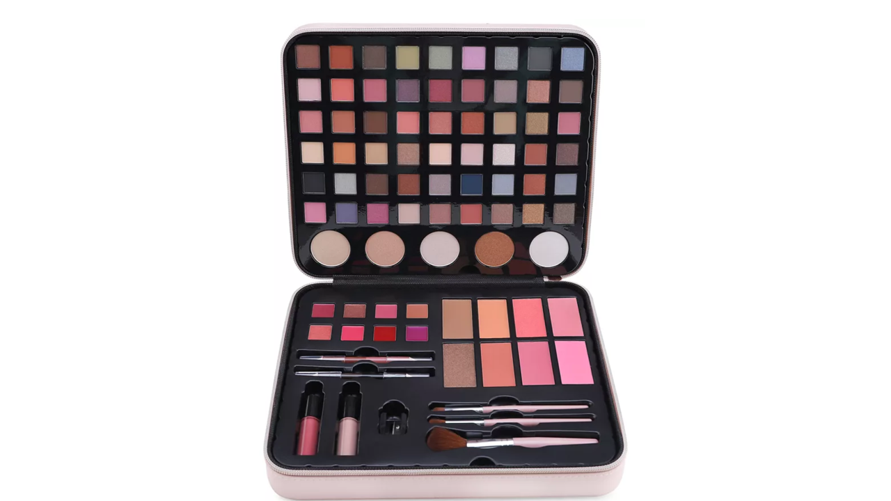 Macy's Glam Case.png