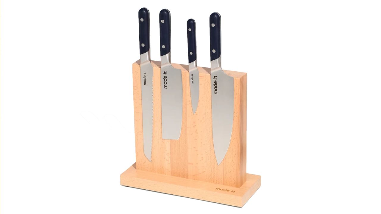 Made In The Knife Set With Block.jpg