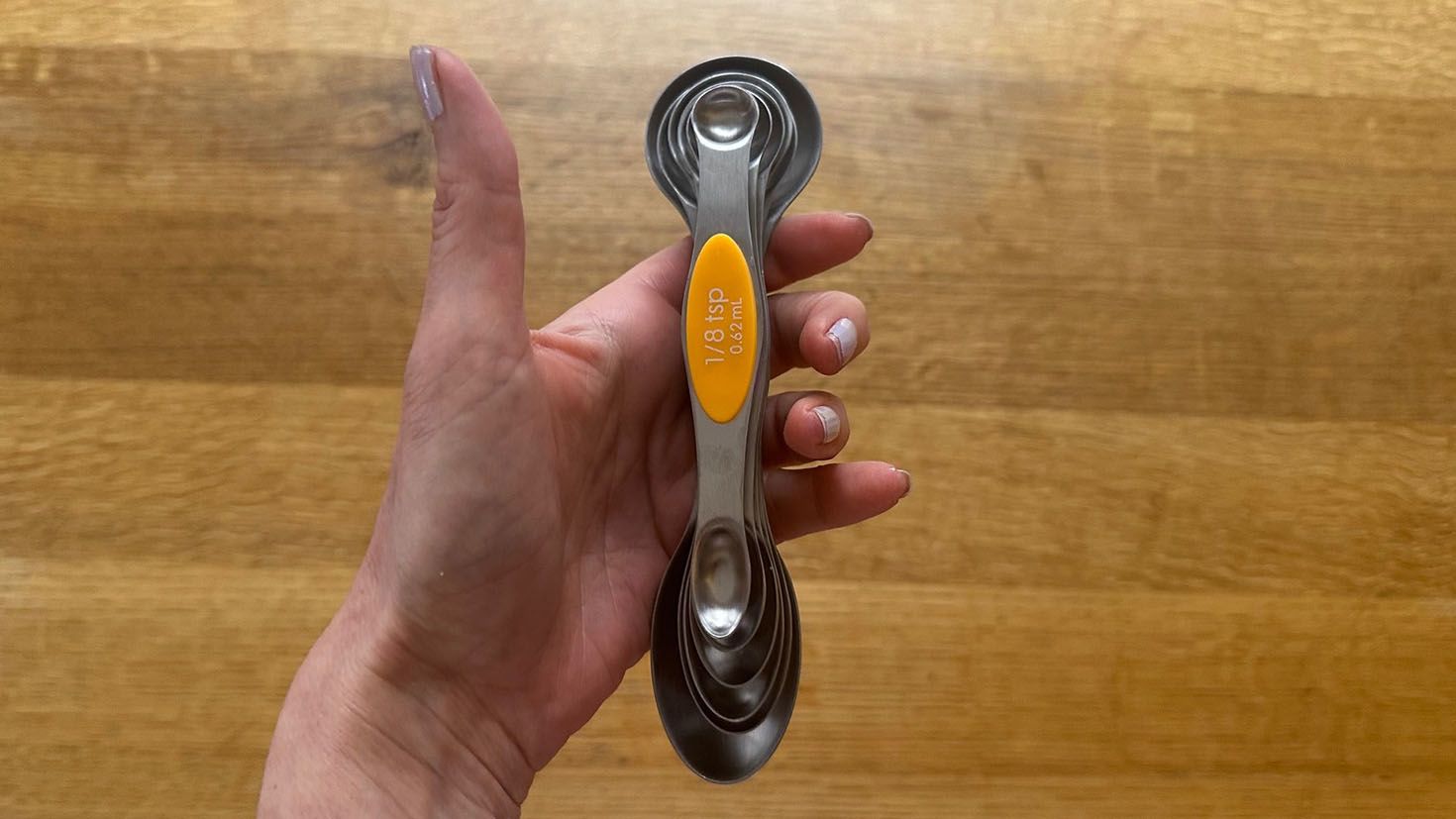 People are going nuts for this futuristic measuring spoon 