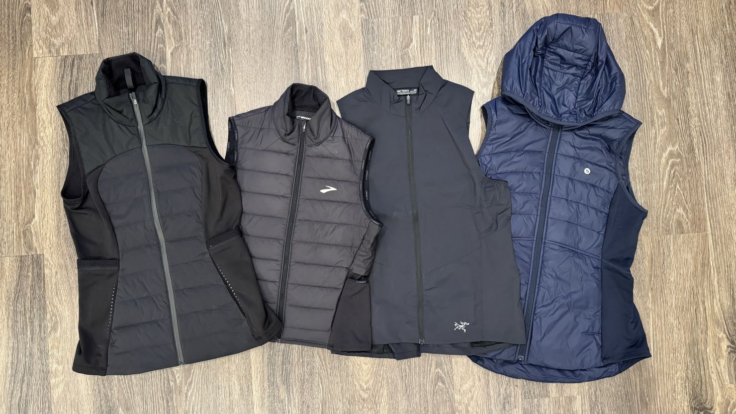 adidas Women's Ultimate Running Conquer The Elements Body Warmer