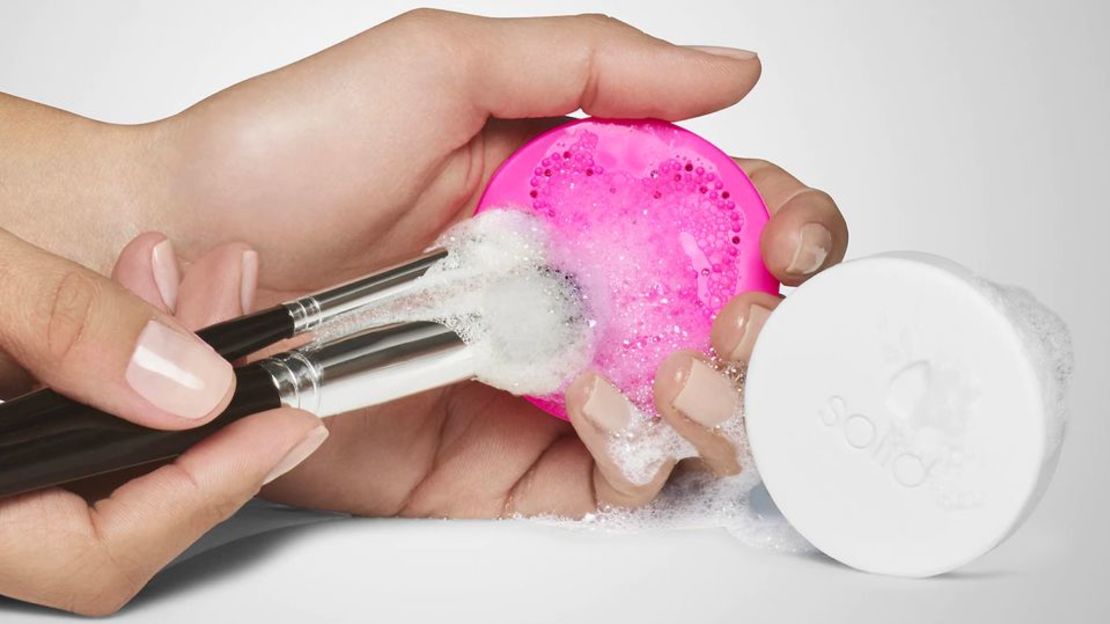 Can I use my craft bead spinner as a makeup brush cleaner? (See body text)  : r/MakeupAddiction