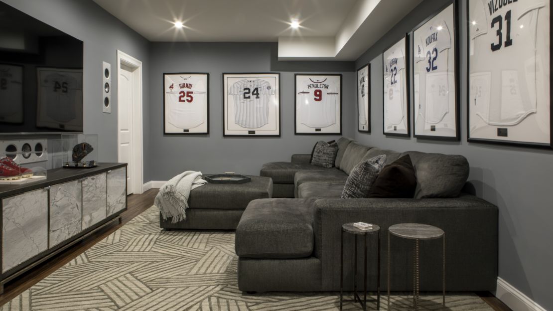 15 Perfect Handcrafted Man Cave Decor