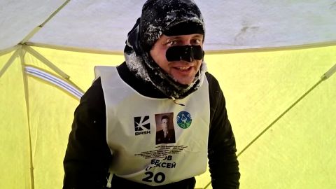 Marathon Runner Russia Cold 0125.jpg
