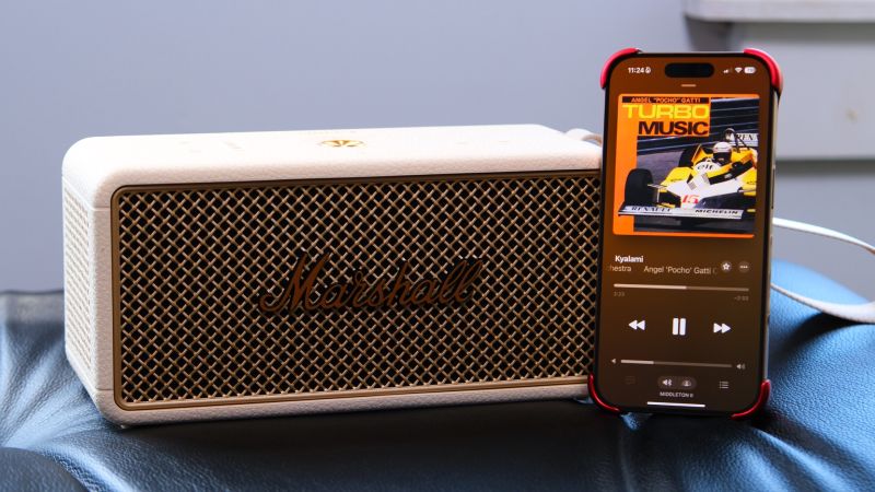 Marshall Middleton Portable Bluetooth Speaker Cream 1006262