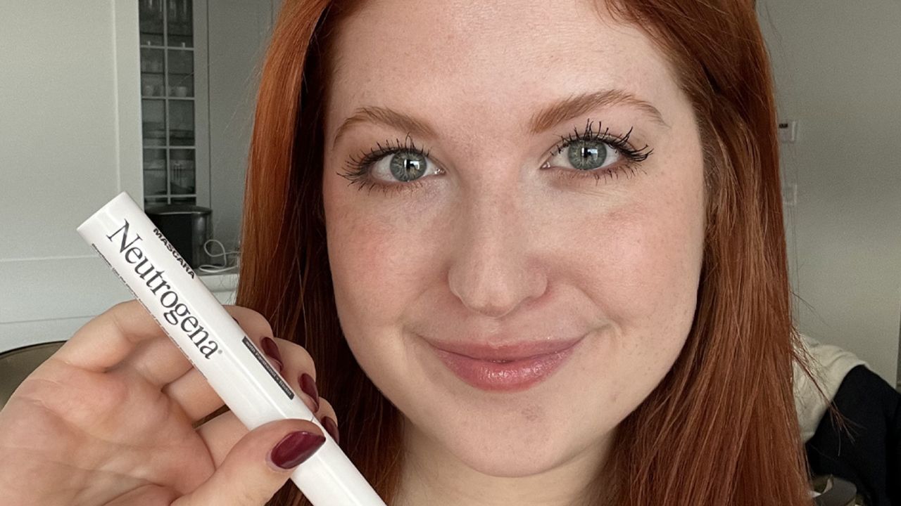 mary-neutrogena-mascara.jpg