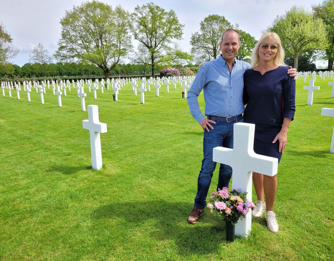 Maurice Claessen and Peggy Kuijpers adopted the grave of Paul Akosevich years ago. They're still hoping to find out more about him.