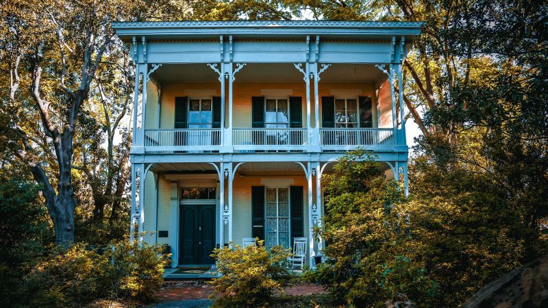 A skeptic spent the night at McRaven House hunting for Civil War ghosts A skeptic spent the night at McRaven House hunting for Civil War ghosts