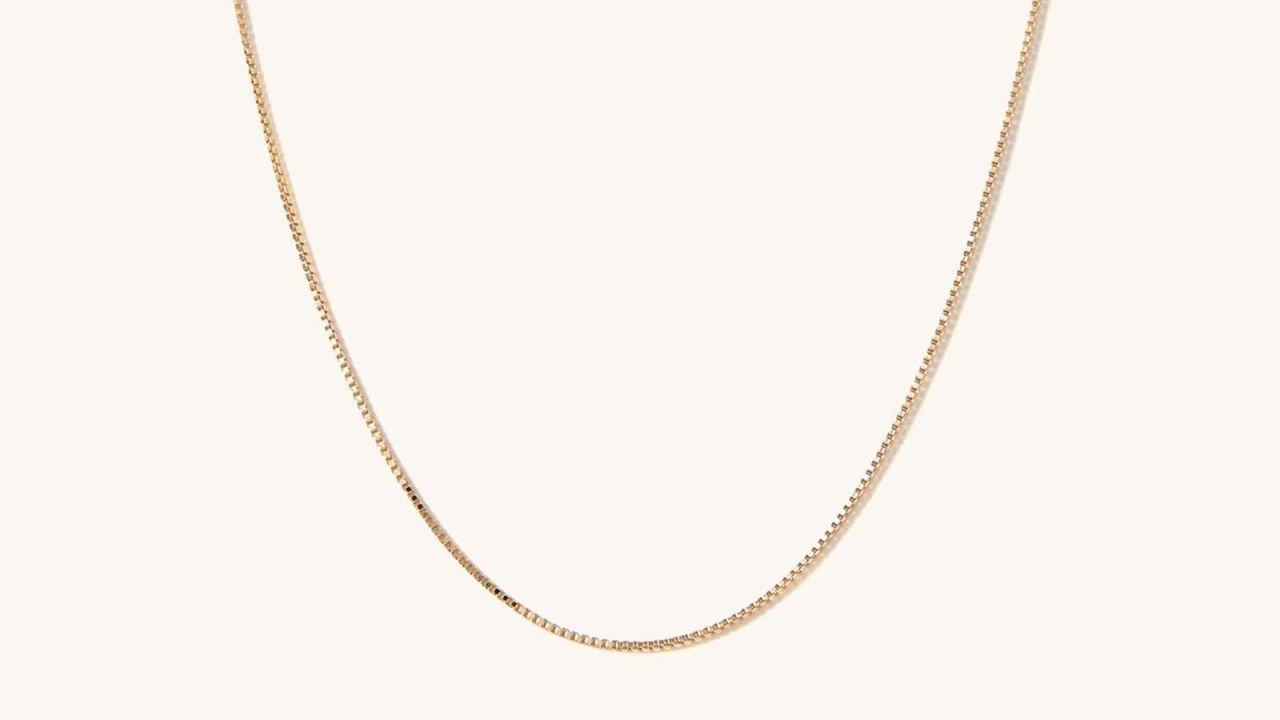 Mejuri Baby Box Chain Necklace .jpg