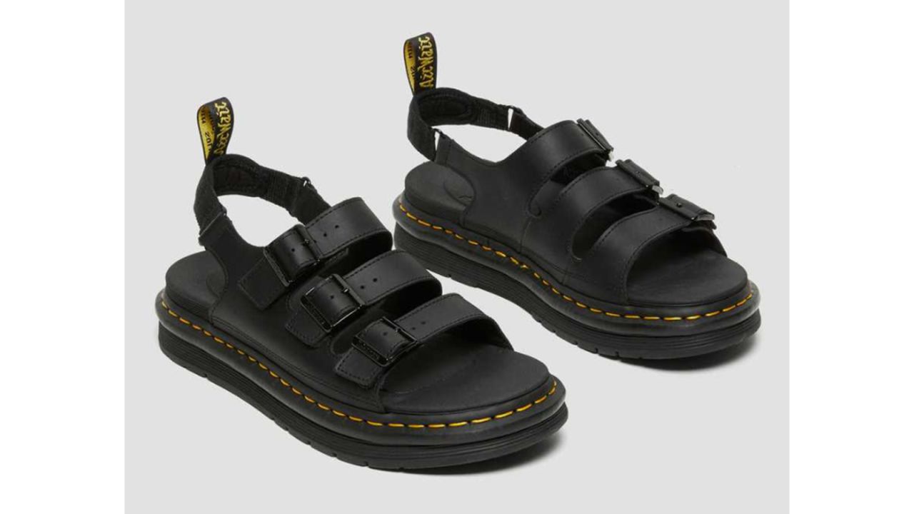 mens sandals dr martens