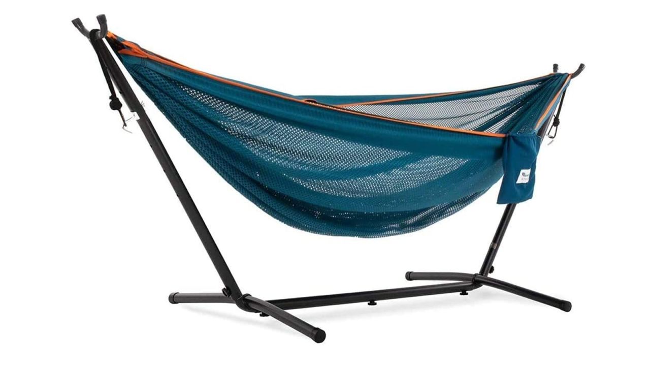 Vivere Mesh Hammock With Stand