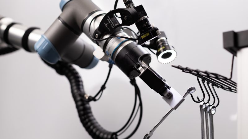 Micropsi Industries is making industrial robots more ‘human’