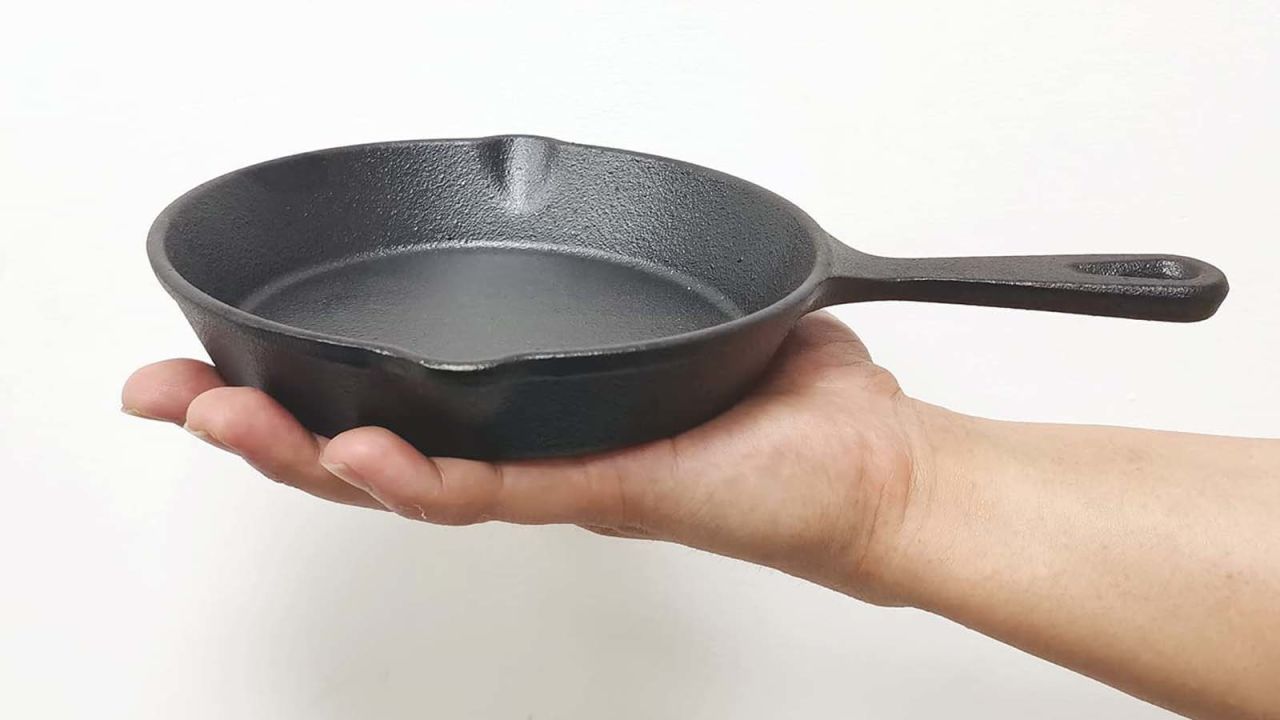 10 Inch Golden Polished Machined Smooth Cast Iron Frying Pan Manufacturer  China