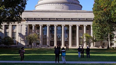 La Gran Cúpula del Instituto Tecnológico de Massachusetts (MIT), jueves 20 de octubre de 2022, en Cambridge, Massachusetts.
