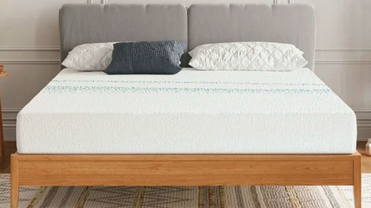 Mlily Essence Sleep 8-Inch Queen Size Memory Foam Mattress .jpg