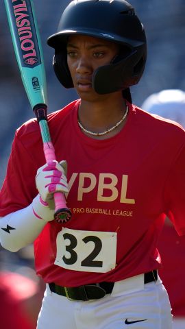 Mo’ne Davis Clean VRTC.jpg