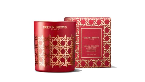molton-brown-merry-berries-and-mimosa-candle-productcard-cnnu.jpg