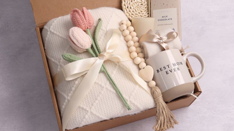 Ideas for fashion mothers day hamper