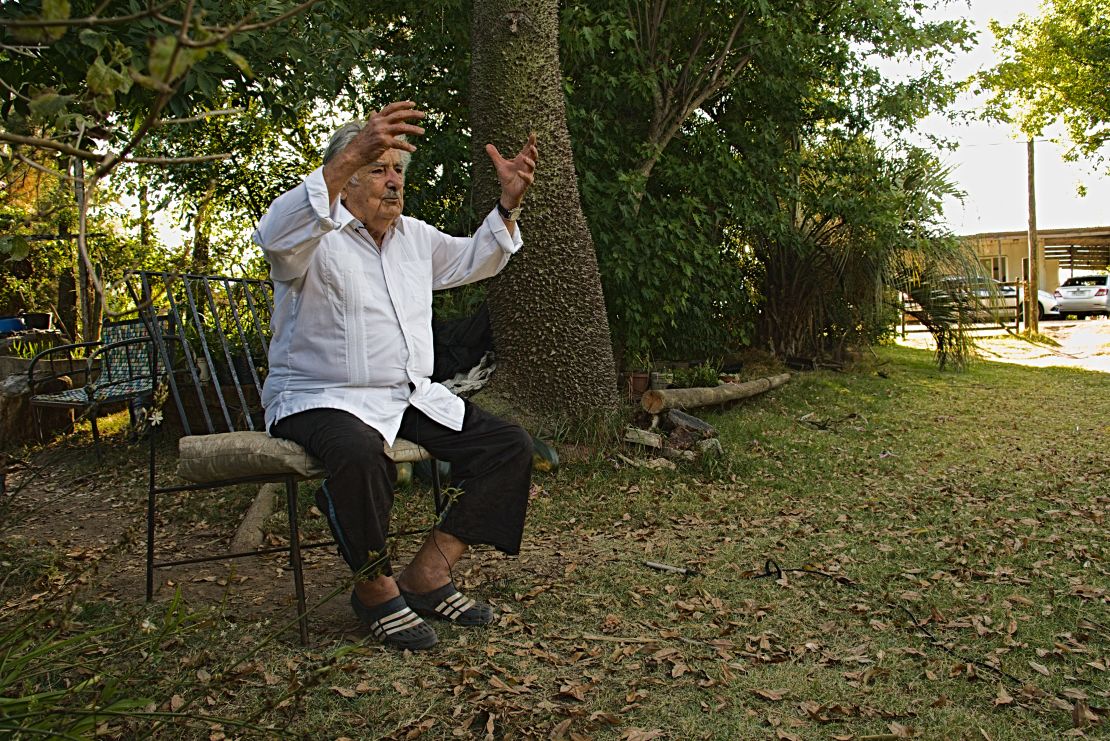 Cuando su nombre surgió como precandidato a la presidencia de Uruguay, en 2008, muchos creían que se trataba de una broma. Parecía imposible que él, por entonces desdentado y desaliñado, pudiera ganar una campaña electoral y llevar las riendas de un país.