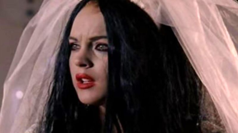 Remember when Lindsay Lohan wore the unsexiest Halloween costume ever? | CNN