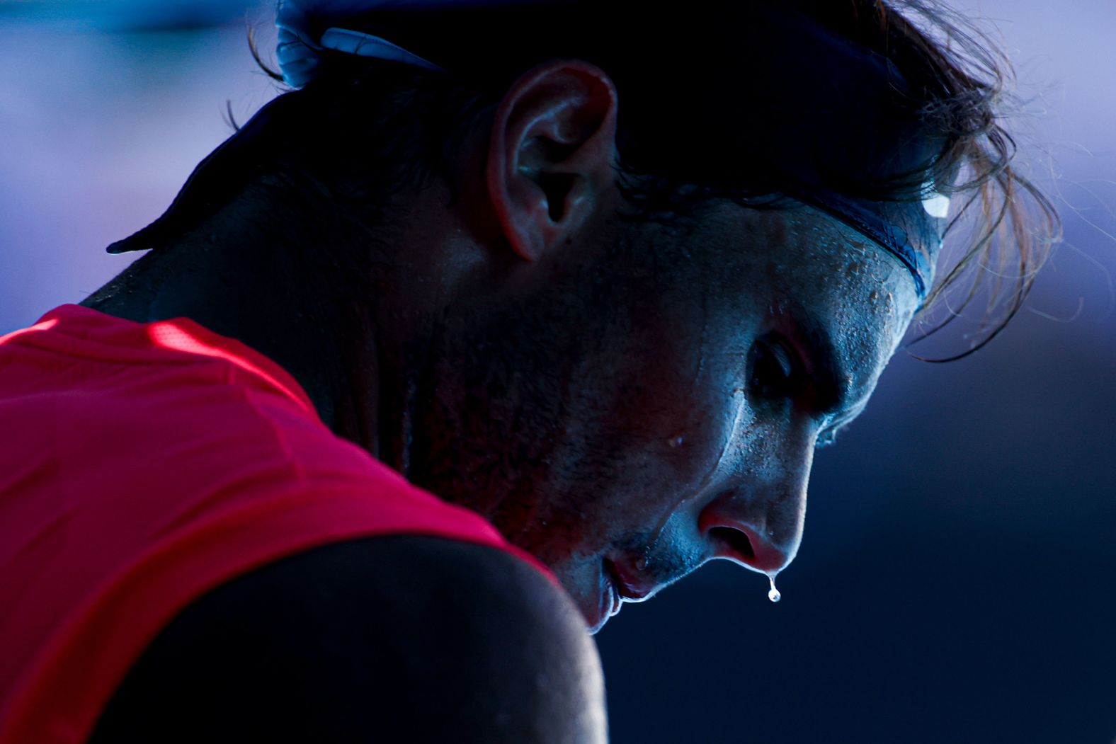 Nadal rests between games at the Australian Open in 2020.